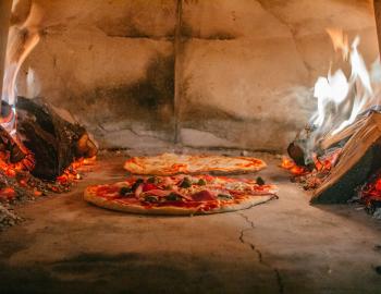 Wood Fire Pizza Cooking
